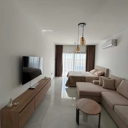 New Luxury In Caesar & 아파트